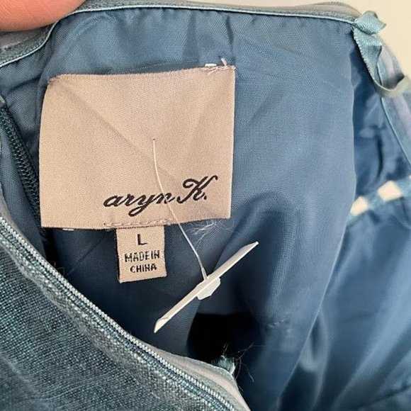 Women's Aryn K. strapless Dress - Picture 4 of 6